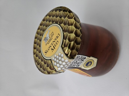 KOZAREC SLOVENSKEGA MEDU_fotografija.jpeg